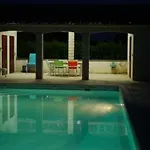 Сasa de vacaciones House For 13 People, Heated Pool, Bocce Court Haimps