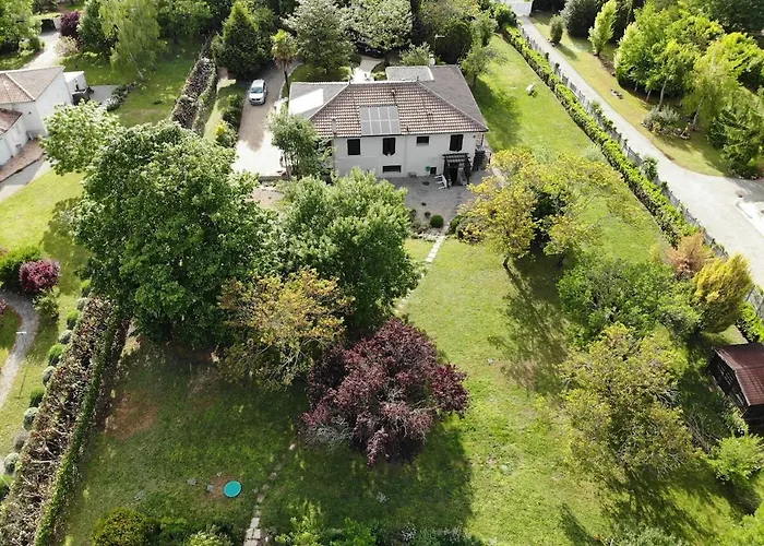 Ferienhaus House For 13 People, Heated Pool, Bocce Court