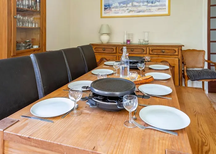 House For 13 People, Heated Pool, Bocce Court * Haimps